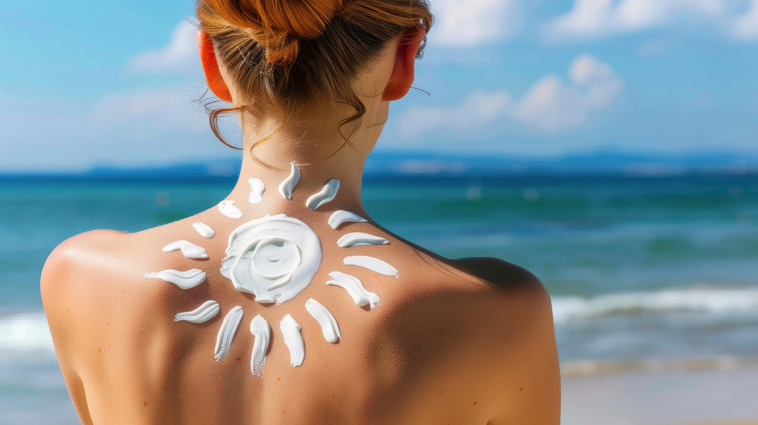 Sonnenschutz: 5 Tipps zur Anwendung von Expert:innen aus Apotheke & Industrie