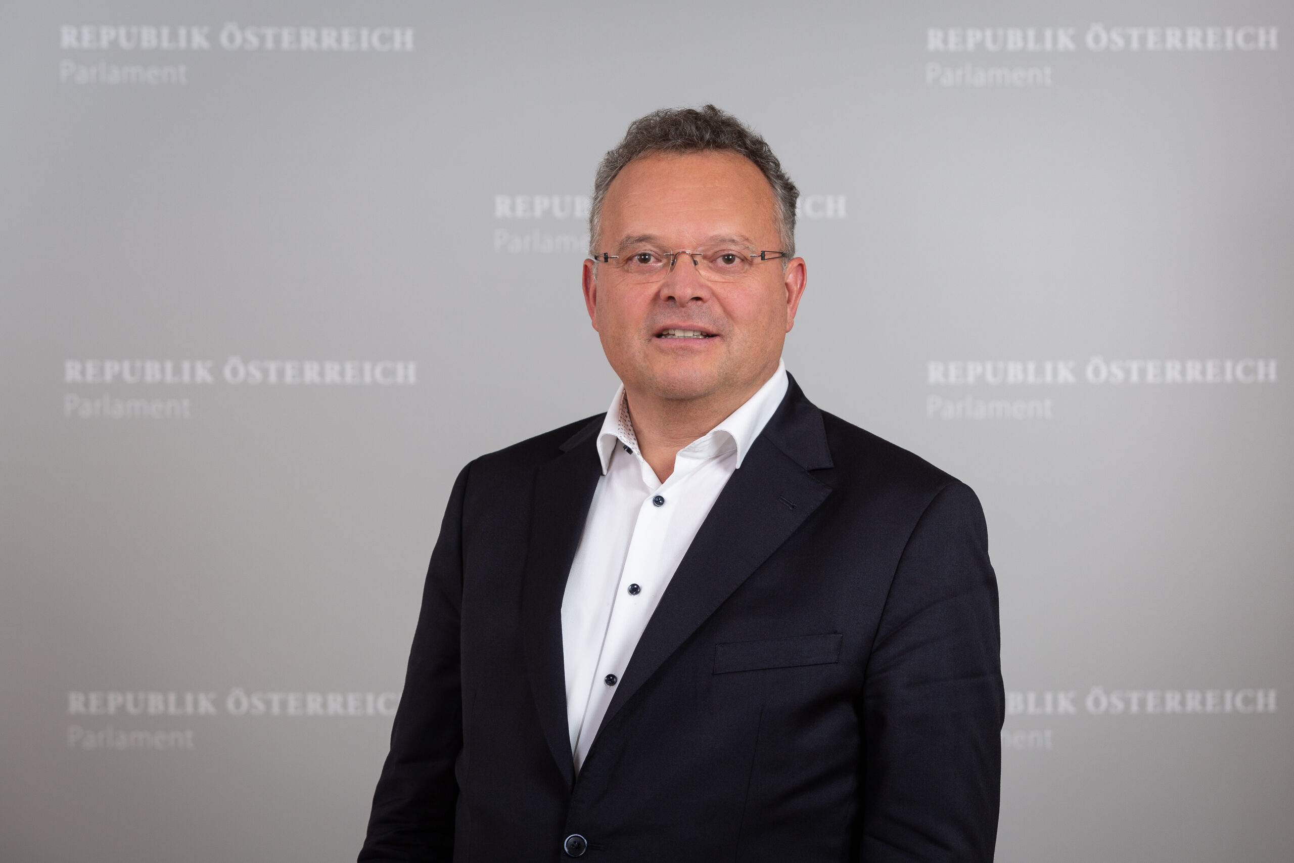 FPÖ-Hauser macht Stimmung gegen WHO-Änderungen