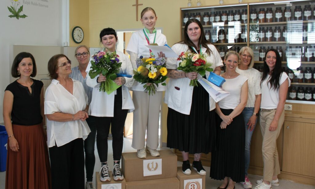 Siegerinnen und Jury Steiermark