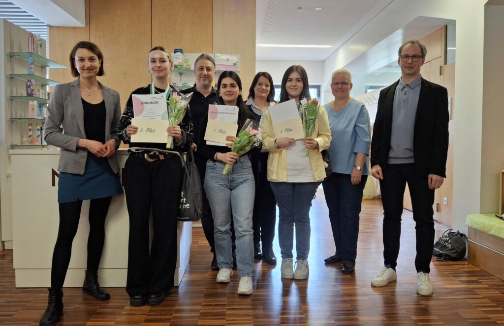 Siegerinnen und Jury Vorarlberg