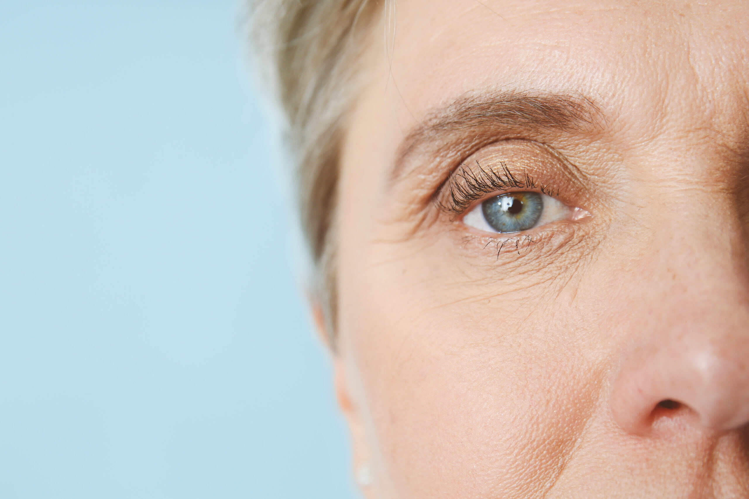 Halbes Gesicht einer Frau