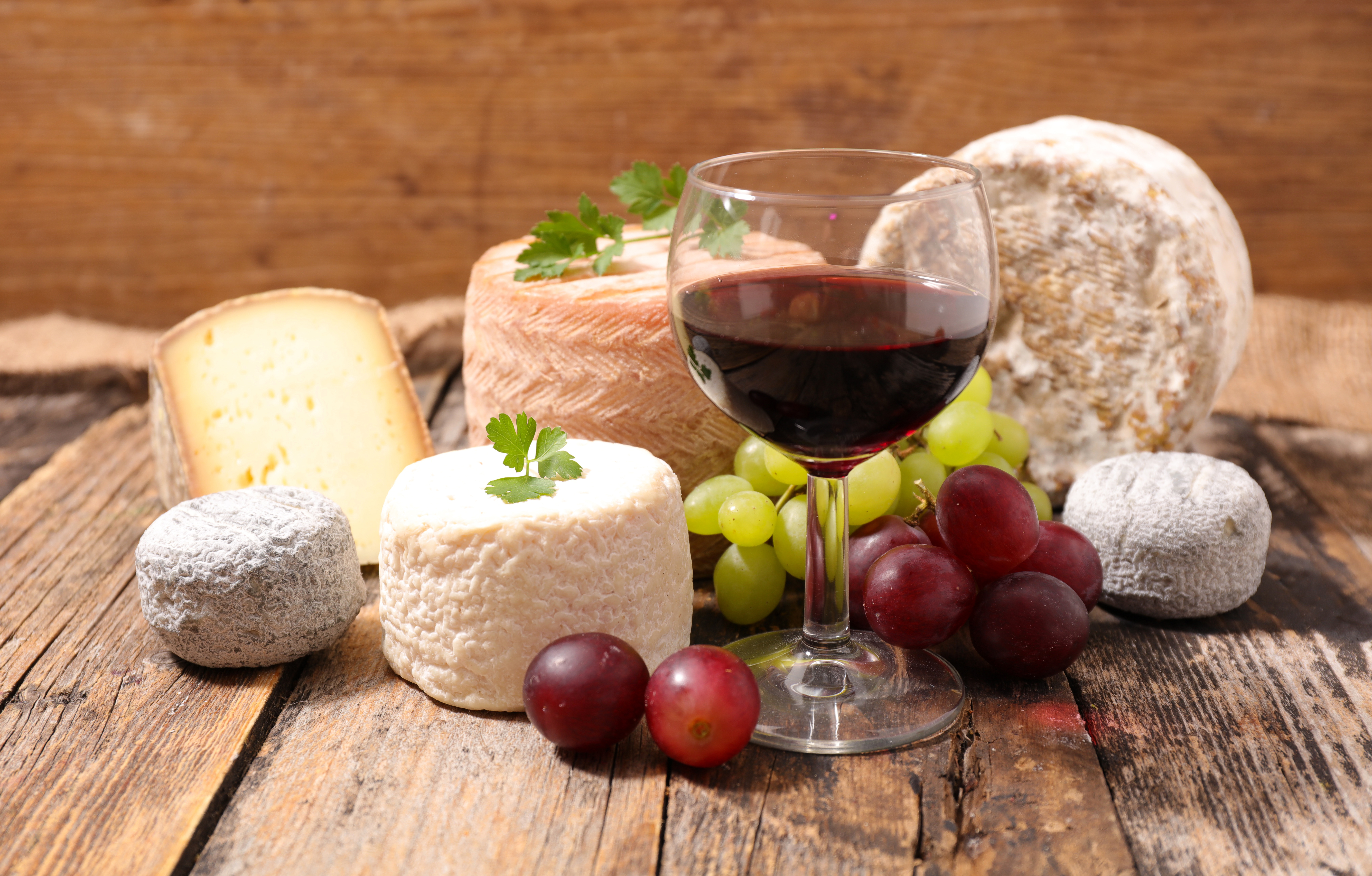 Käse und Wein