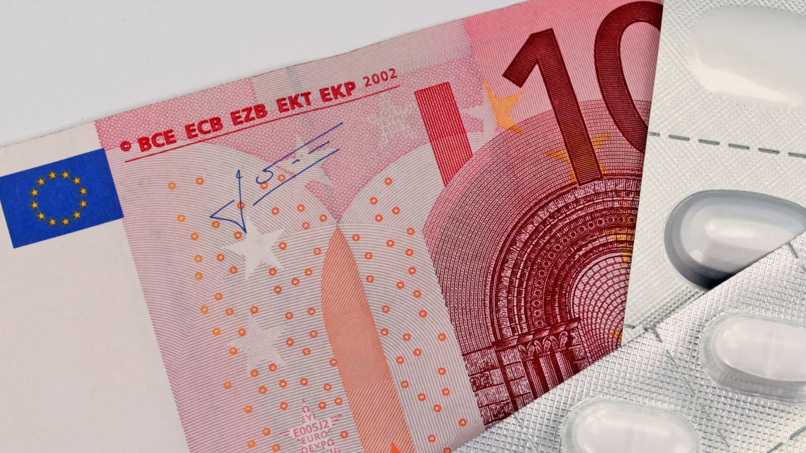 Verurteilt: Antidepressiva mit Spielgeld bezahlt